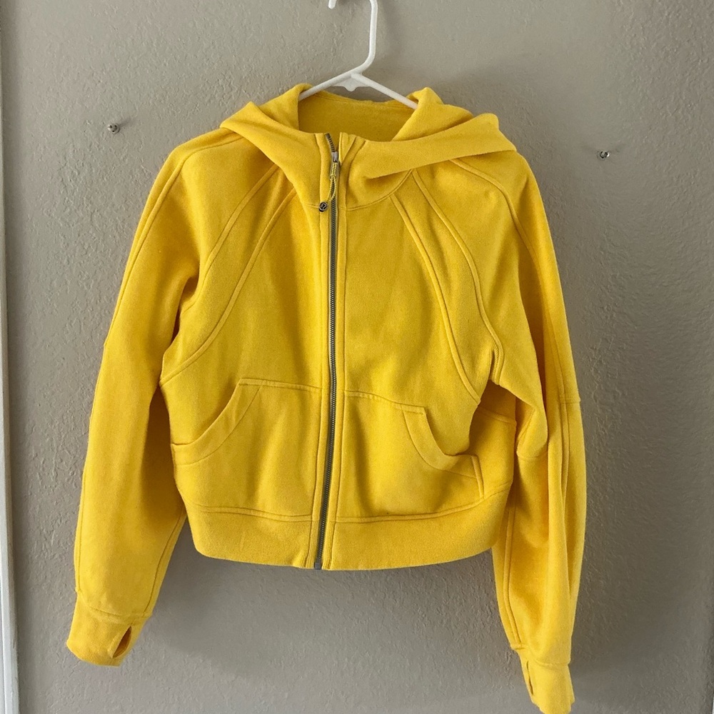 Lululemon Scuba Cropped Bright Yellow full Zip-Up Hoodie